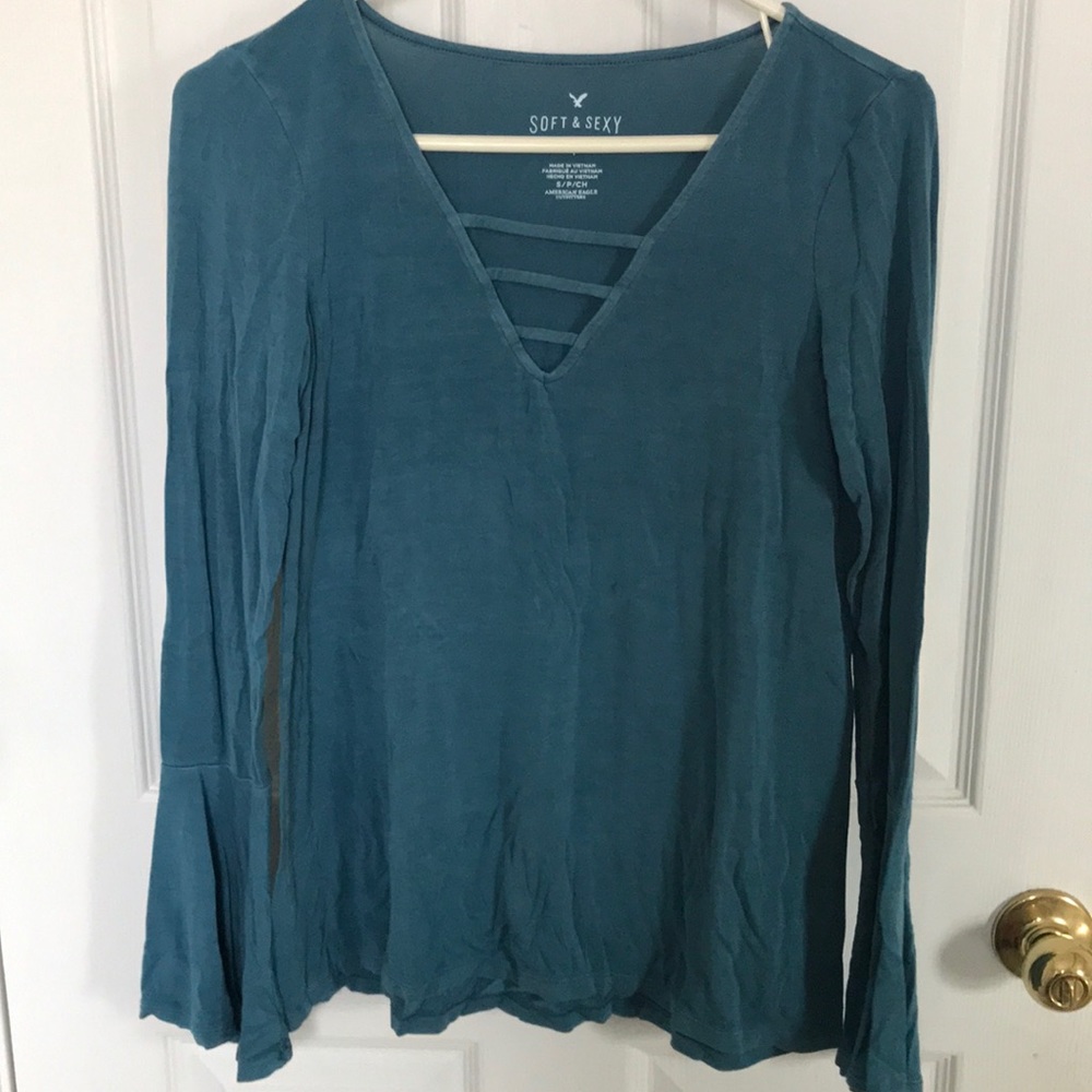 Blue long sleeve soft blouse